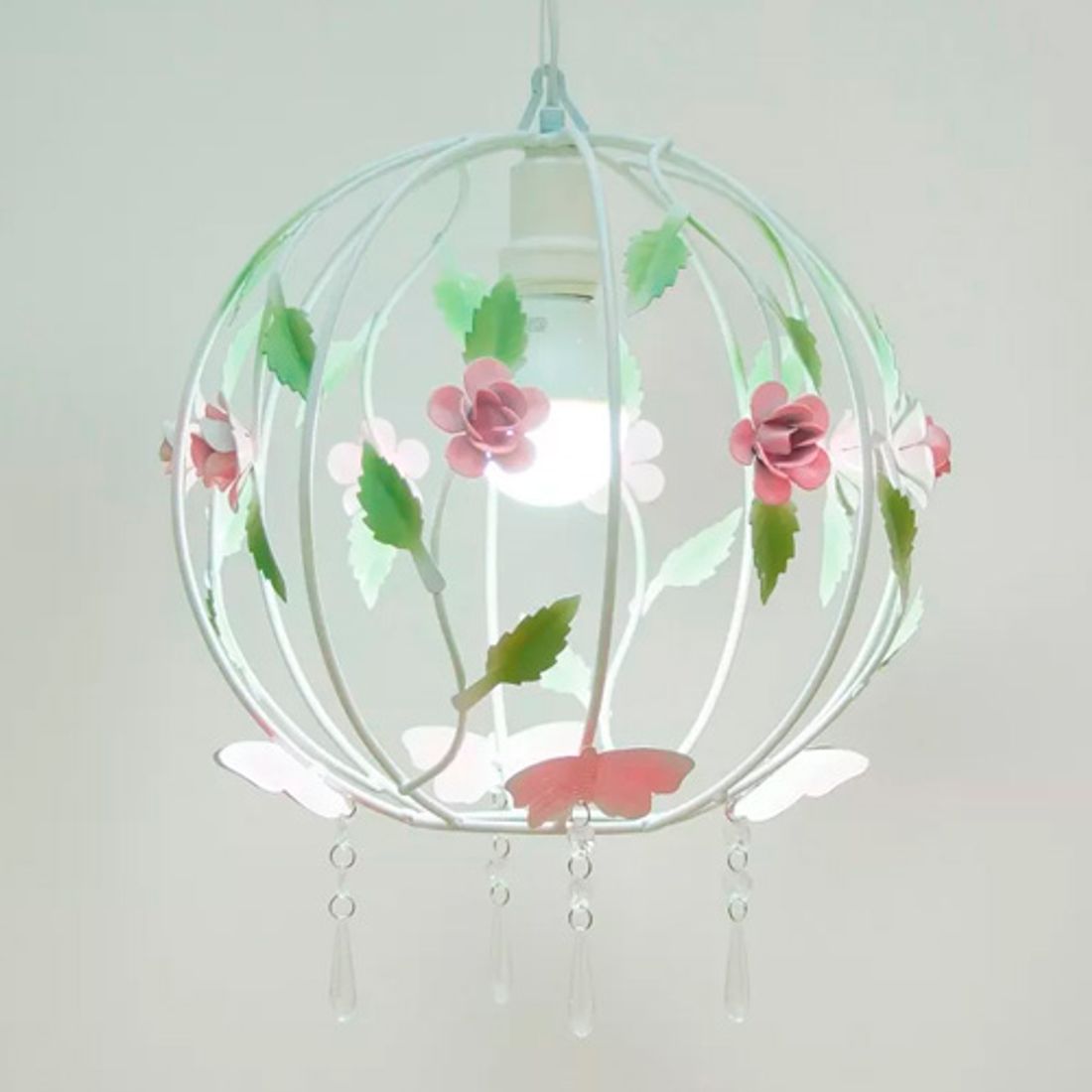 Lustre Pendente Modelo Globo Com Rosas Borboletas E Cristais Quarto Bebe Infantil Atacadaodoartesanatomdf Lustre Pendente Modelo Globo Com Rosas Borboletas E Cristais Quarto Bebe Infantil Atacadaodoartesanatomdf